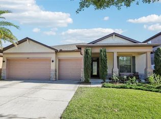 2127 Landside Dr, Valrico, FL 33594