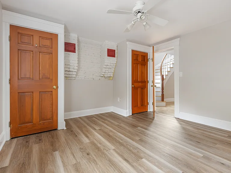 141 Longwood Ave #1 — Photo 18