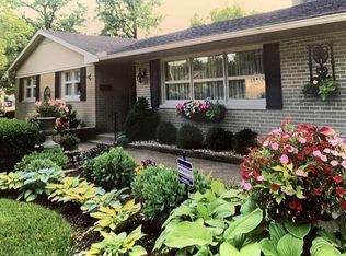 315 Meadows Dr, Terre Haute, IN 47803