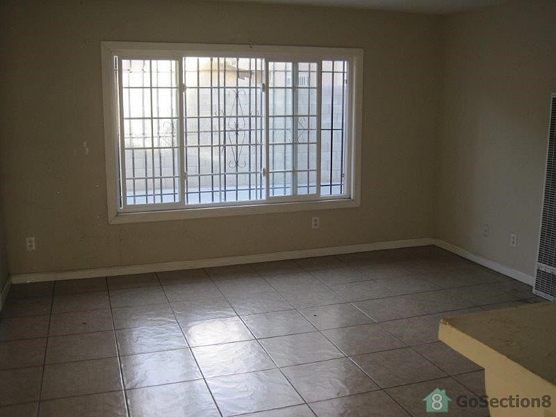 2nd image of 1028 E 33rd St APT 1