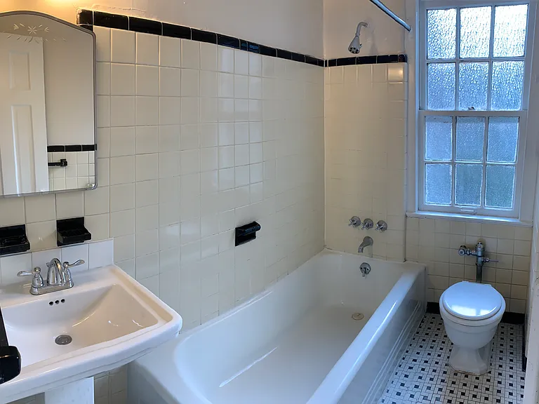2851 Thornhill Rd #111A — Photo 23