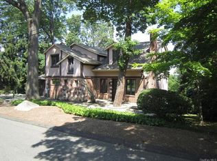 48 Lindbergh Ln, New City, NY