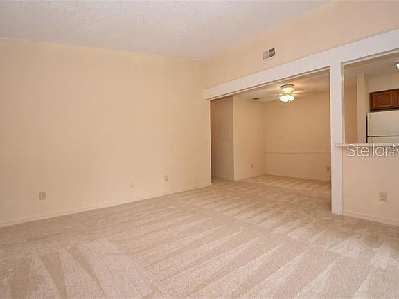 5th image of 3008 Antique Oaks Cir APT 108
