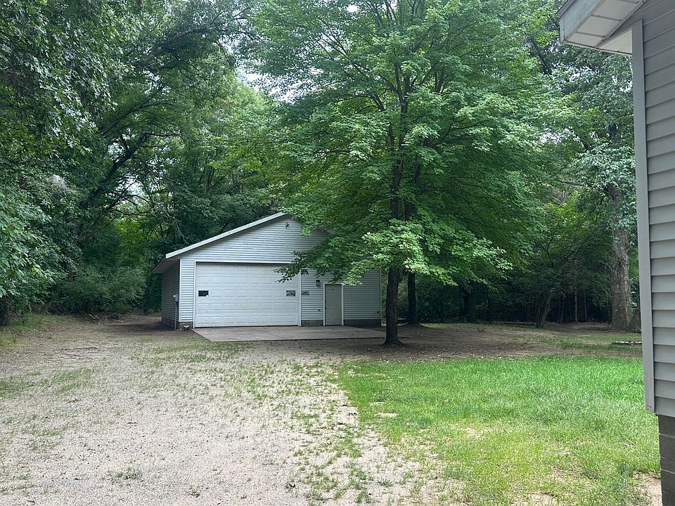 2nd image of 3737 E Michillinda Rd