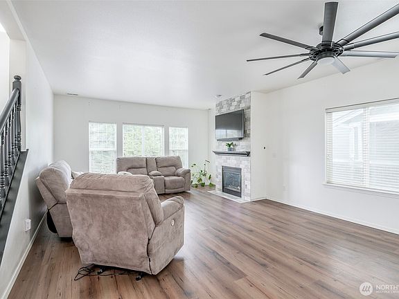 3rd image of 406 51st Street SE #45