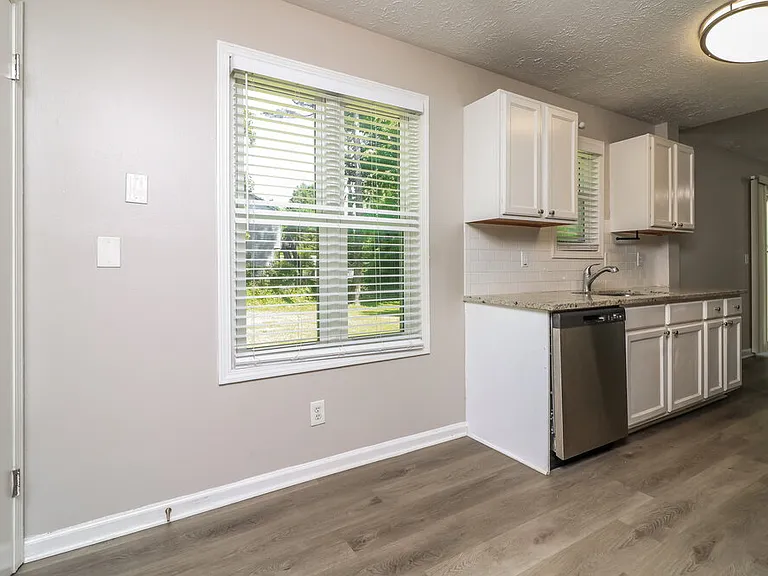 3000 Owens Meadow Dr NW — Photo 9
