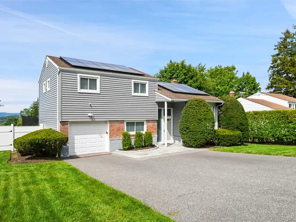 6 S High Street, Elmsford, NY 10523