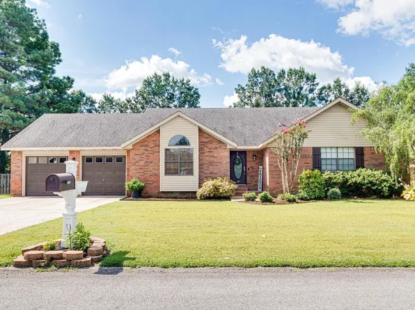 3500 Willow Ln, Paragould, AR 72450