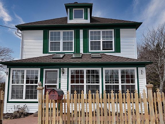 4th image of 460 Red Point Rd