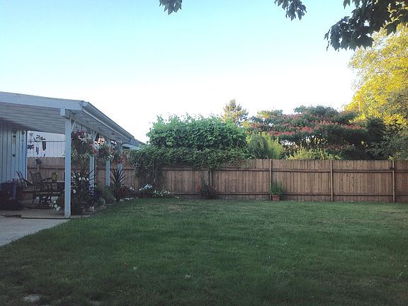 5th image of 15003 SE Stevenson Dr
