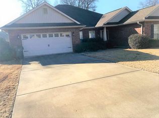 116 Legacy Trace Dr, Huntsville, AL 35806