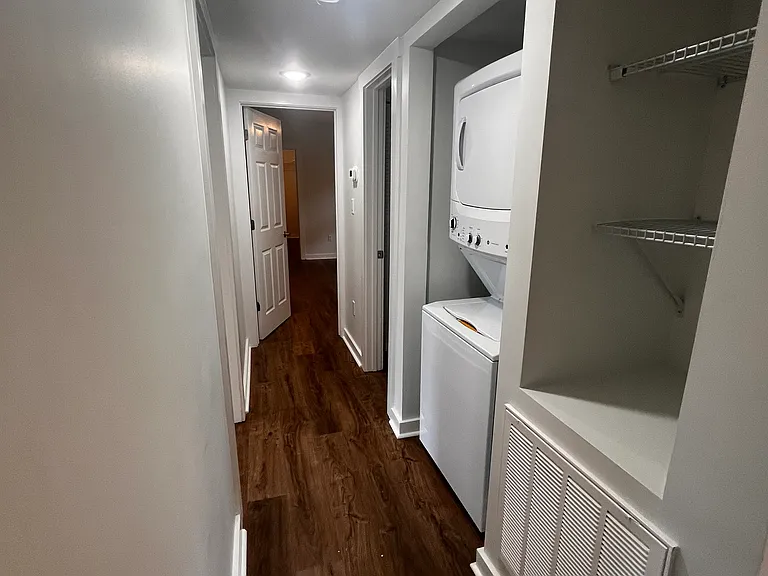 930 Battery Ave — Photo 9