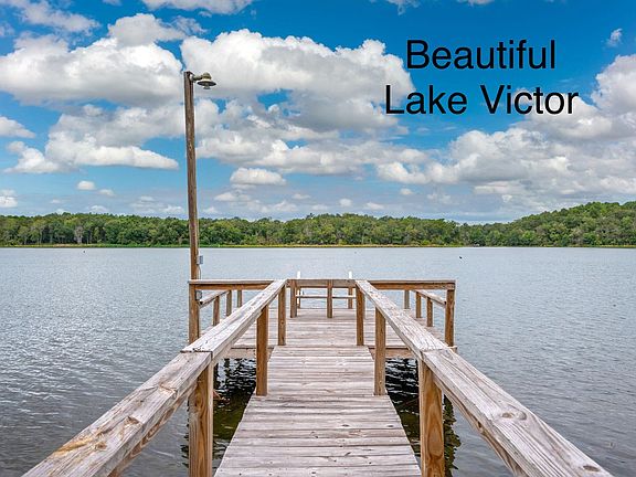 2nd image of 1314 Riddle Dr