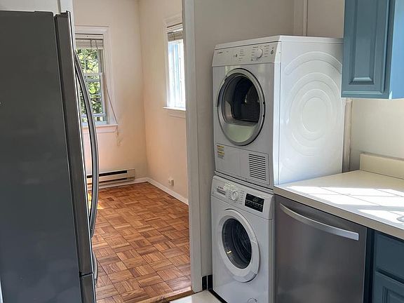 3rd image of 3103 Martha Custis Dr