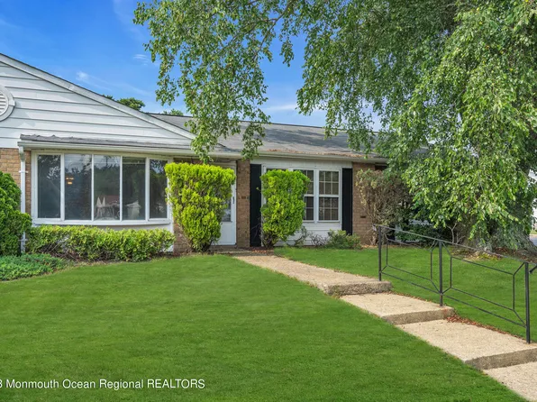 128D Buckingham Drive, Manchester, NJ 08759