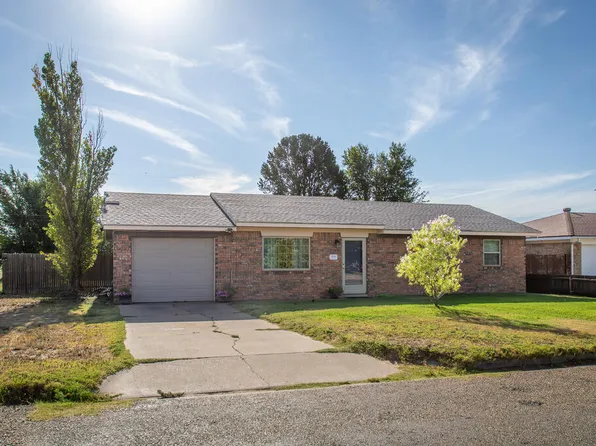 901 Sagebrush Rd, Dalhart, TX 79022