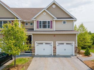 8 Manor Dr #D, Hooksett, NH 03106