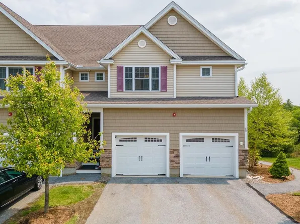 8 Manor Drive #D, Hooksett, NH 03106