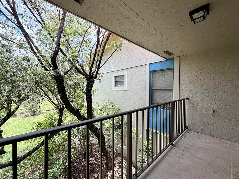 1541 Windorah Way #E — Photo 12
