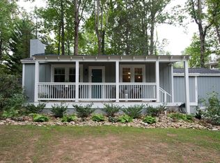 207 S Laurel Cir, Black Mountain, NC 28711