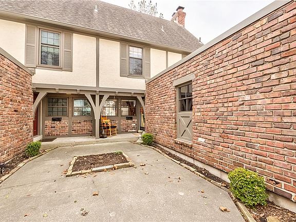 2nd image of 10228 Conser St