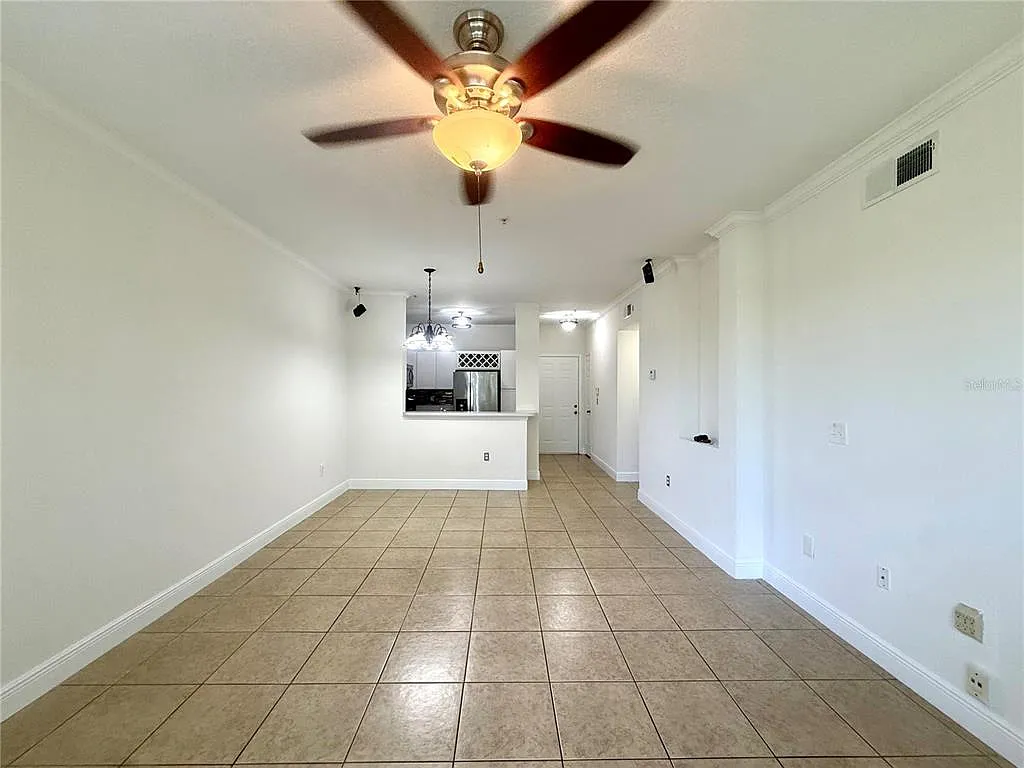 2 bed, 2.0 bath, 1014 sqft, $1,780 — Photo 3