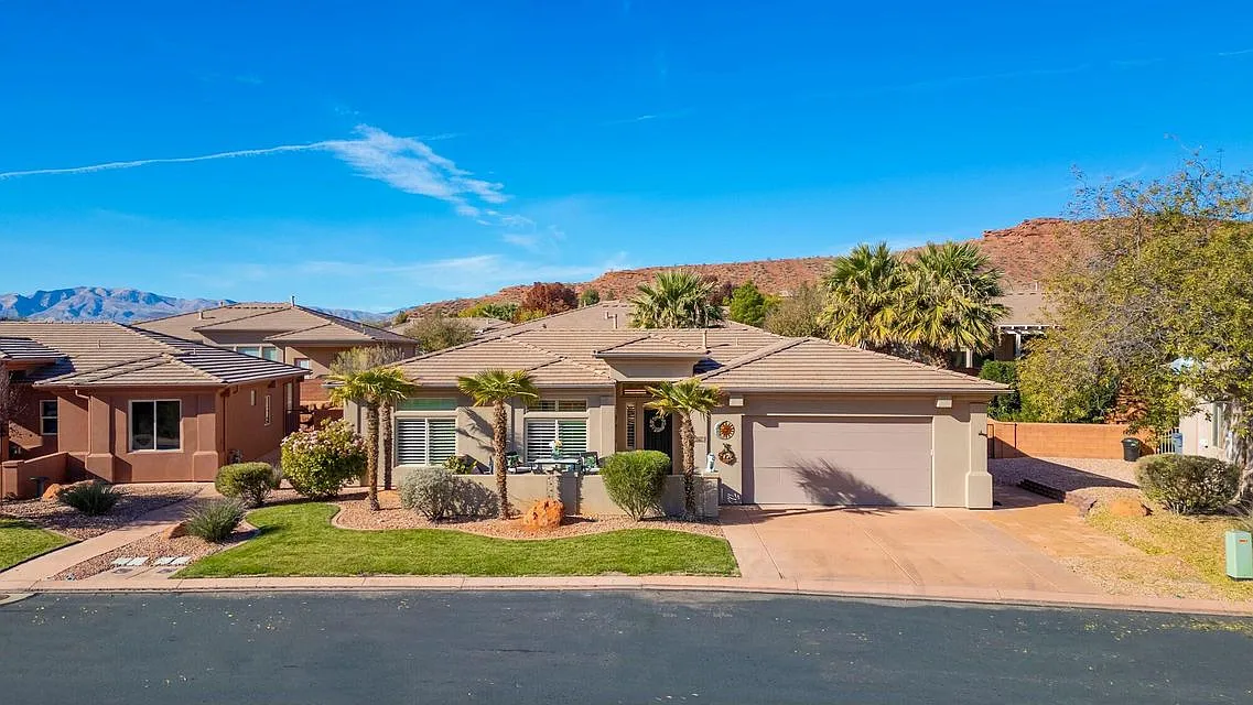 3 bed, 2.5 bath, 1822 sqft, $2,375 — Photo 1