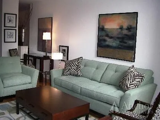 Rented by Anchor Associates | media 42