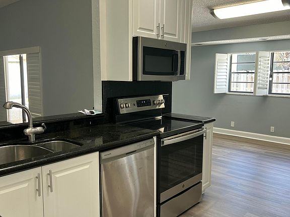 3rd image of 21023 Rustlewood Avenue