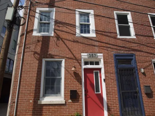 357 Reno St, Philadelphia, PA 19123