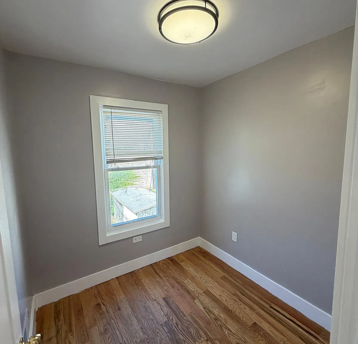 4 bed, $2,800 — Photo 3