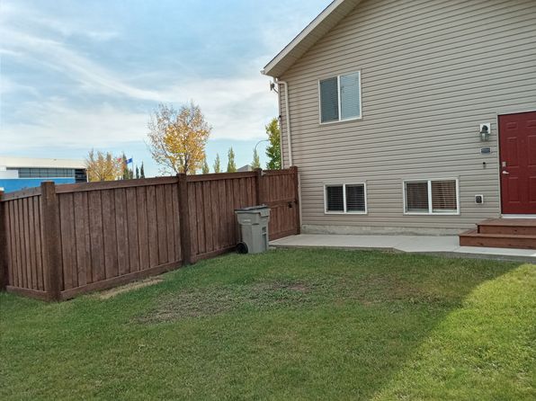 8836 A 75th Ave #A, Grande Prairie, AB T8X 0H7