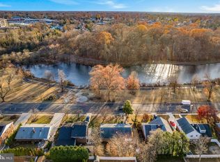 1061 Lakeshore Dr, Collingswood, NJ 08108
