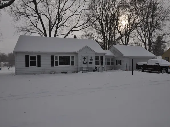 2801 Grace Rd, Kalamazoo, MI 49006