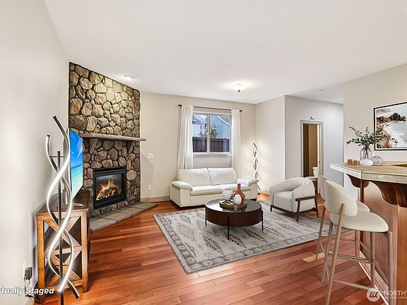 4th image of 9208 NE 45th Place