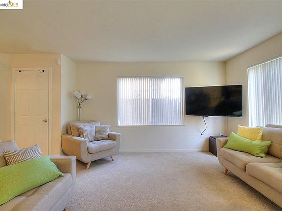 5th image of 1200 Cosmos Ct