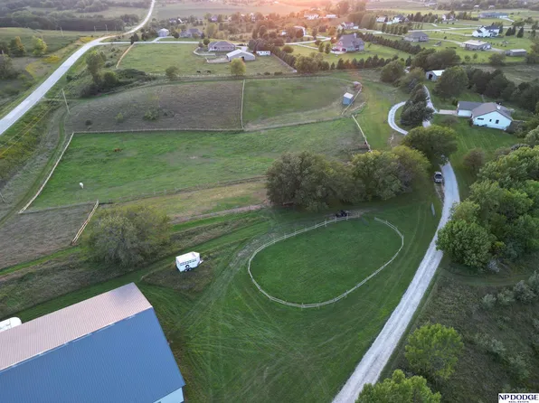 6033 Hidden Valley Ln, Blair, NE 68008