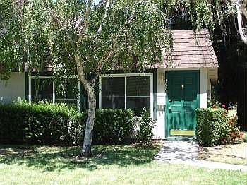 2nd image of 1880 Messina Dr