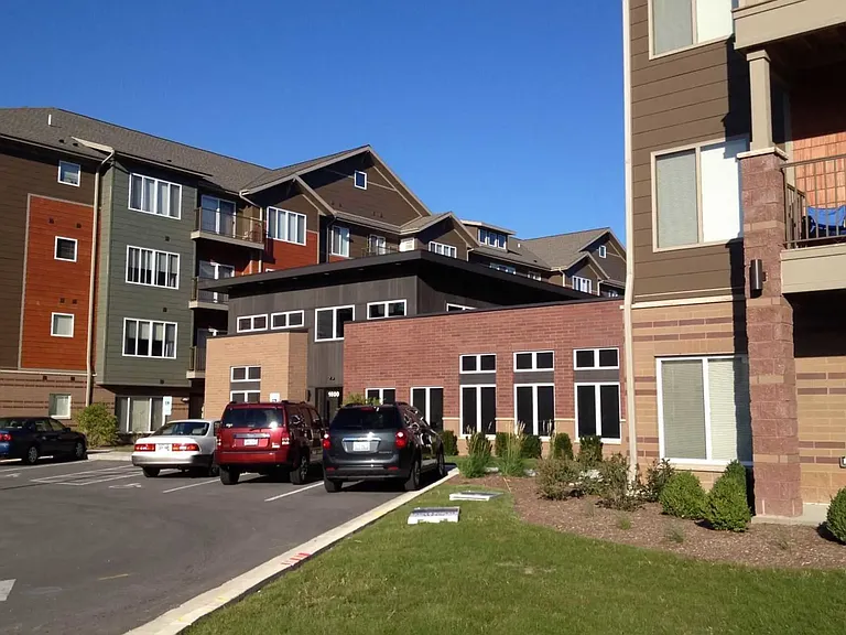 1600Tosa Apartments — Photo 19