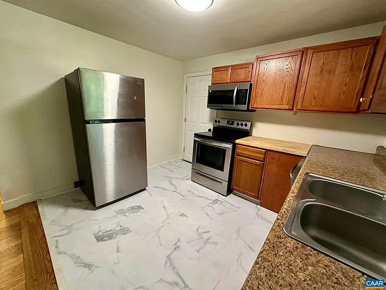 2337 Highland Ave — Photo 9