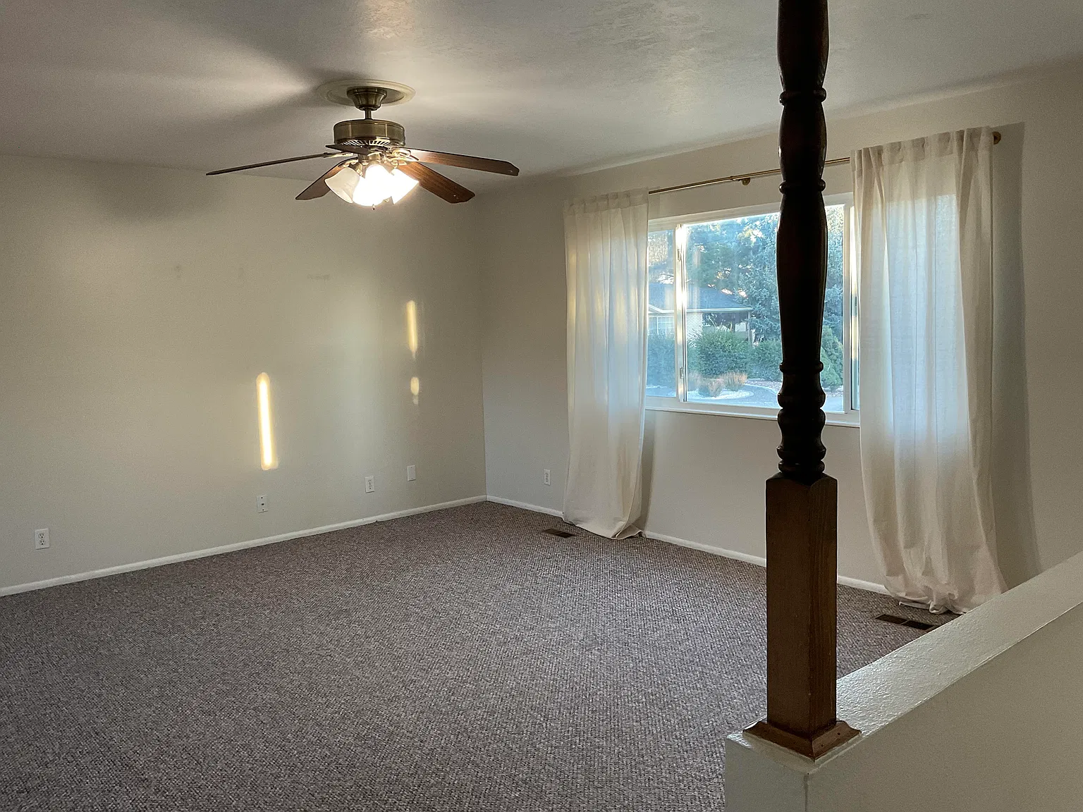 5 bed, 2000 sqft, $2,300 — Photo 4