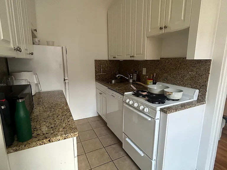 414 W 121st St #67 — Photo 5