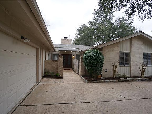 3rd image of 3142 Oyster Cove Dr