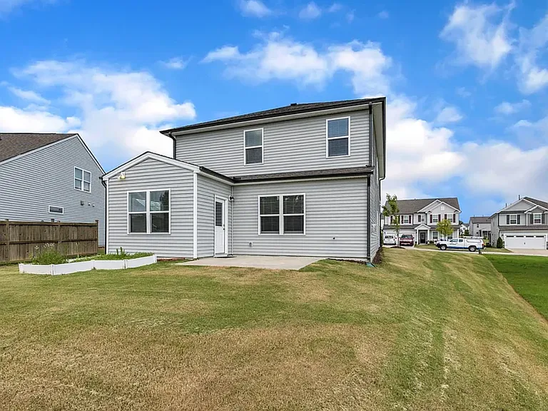 2307 Bethpage Dr — Photo 8