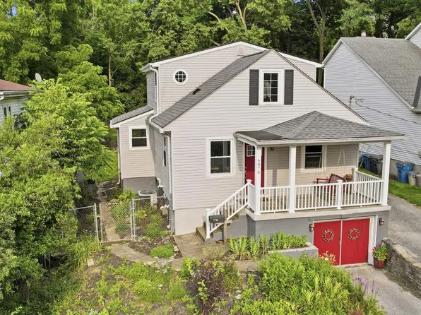 6876 Esther Ln, Cincinnati, OH 45243