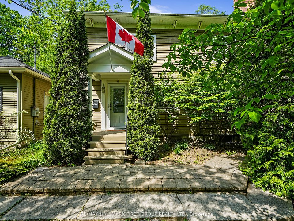 1st image of 54 Pine St S