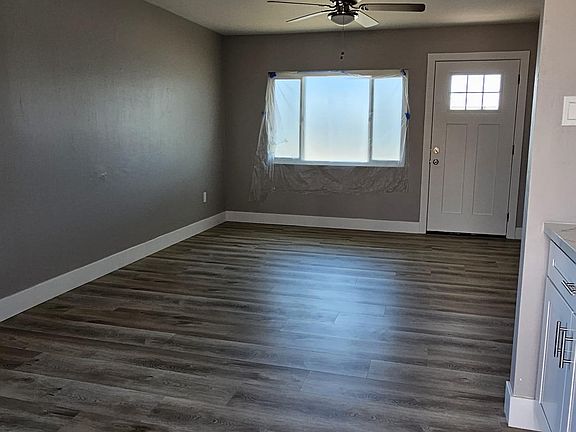4th image of 3356 Clairemont Mesa Blvd