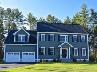 50 Box Turtle Dr, Rochester, MA 02770