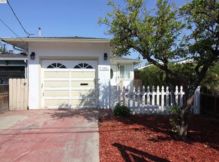 956 Cherry St, San Carlos, CA 94070