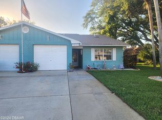 1253 Harbour Point Dr, Port Orange, FL 32127